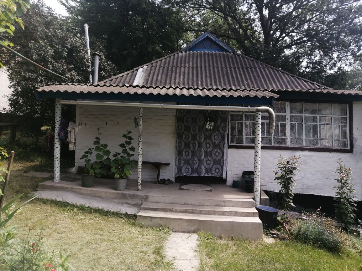 Продам дім смт Шишаки