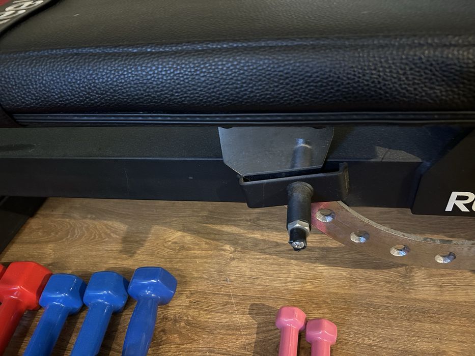 Banco de abdominais/exercicios REEBOK