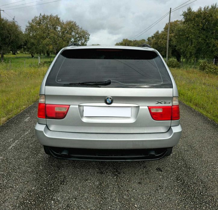 BMW X5 3.0i com GPL de última geração reservado