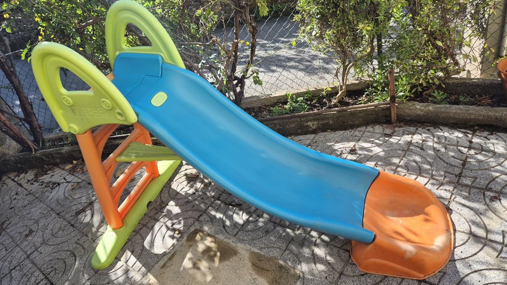 Escorrega Feber Plus com Água