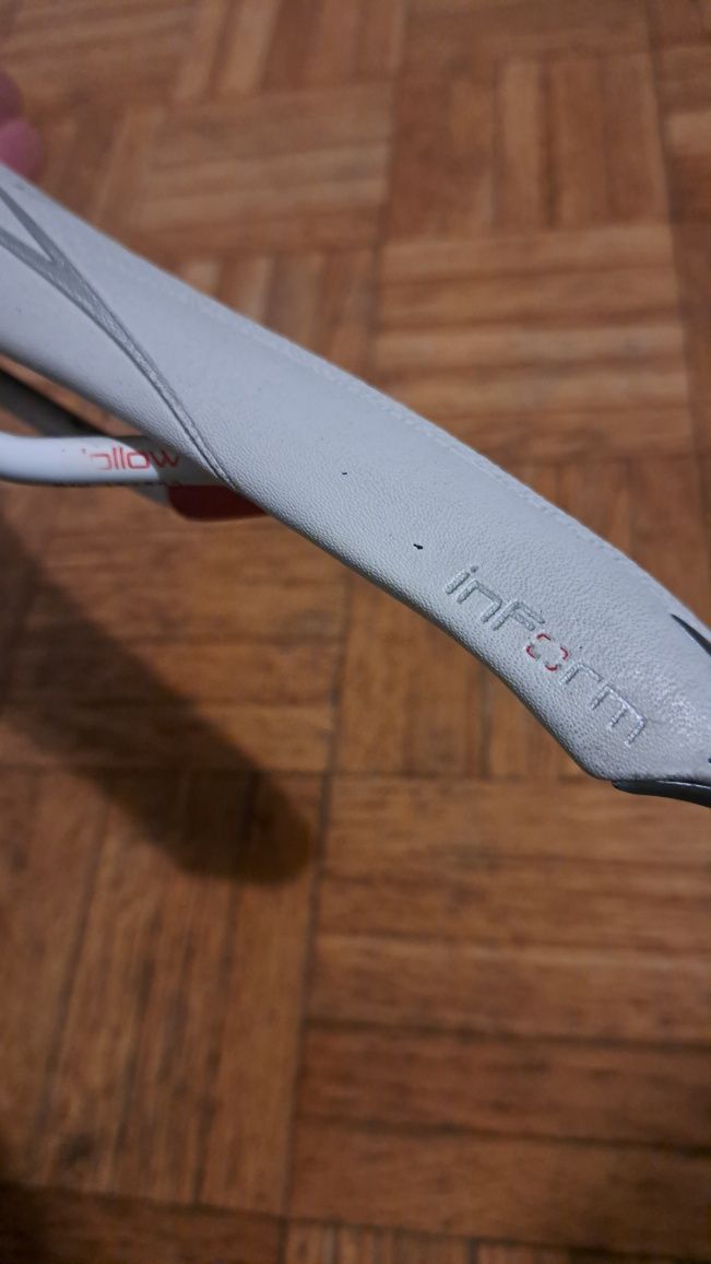 Siodełko Bontrager RXL inform Temptech 128mm
