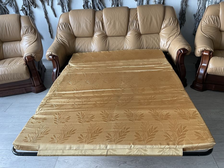Шкіряний (кожаный) імпортний диван і 2 крісла .Стан 10 з 10