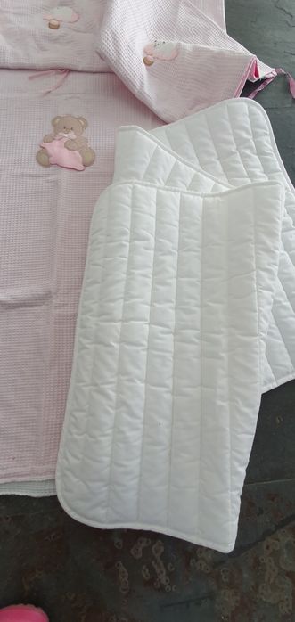 Kit cama grades menina (edredão+capa+protecção lateral+lençol)