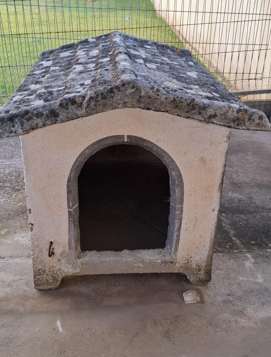 Casota para cão em cimento até grande porte