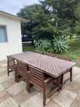 Mesa e cadeiras de exterior