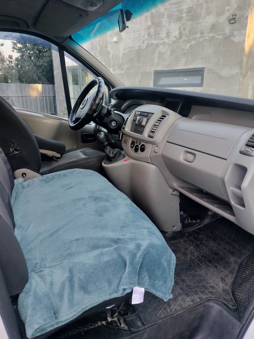 Opel vivaro 2007