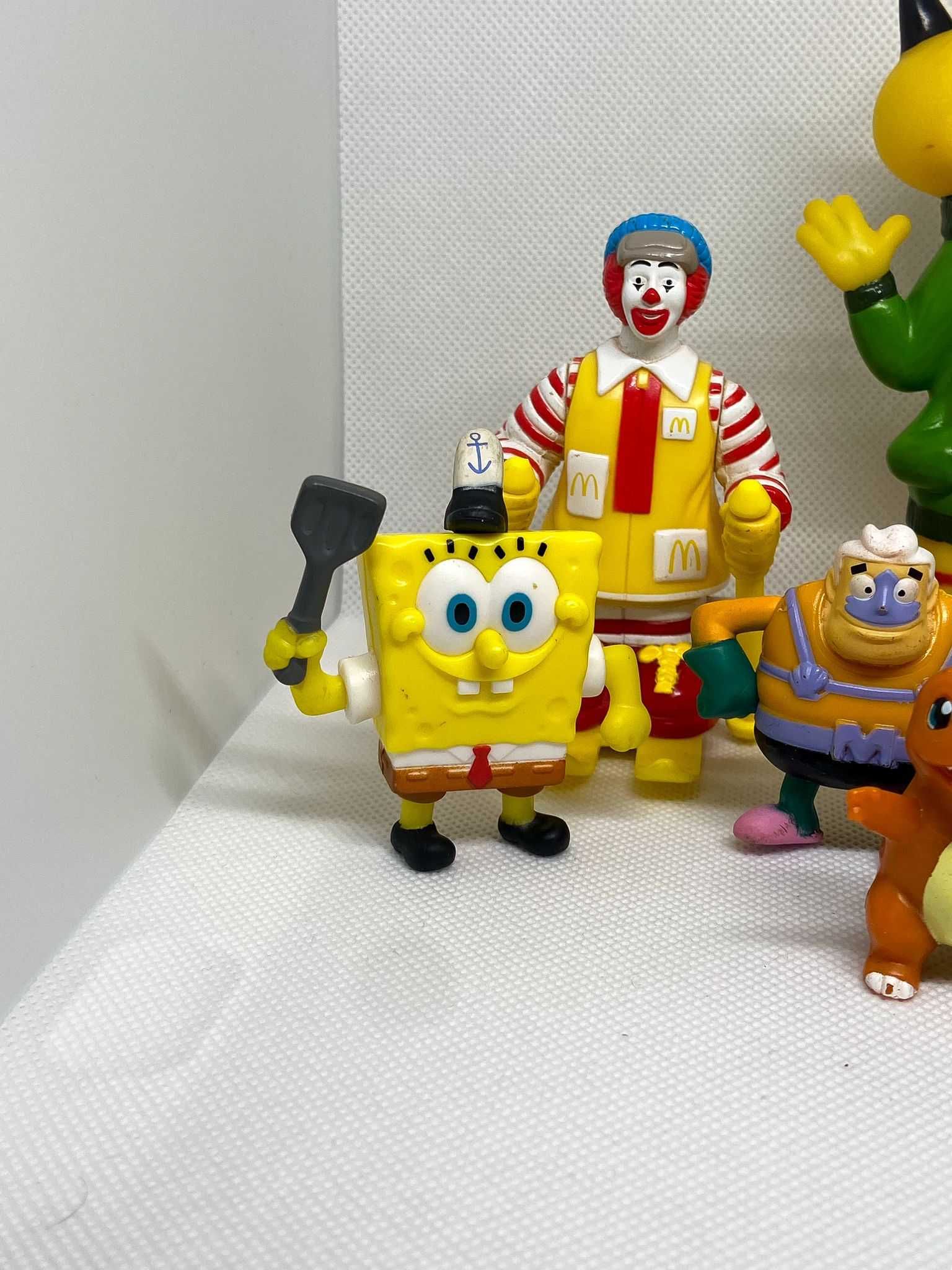 Conjunto de 8 Brinquedos Antigos, Disney, McDonalds, Nintendo e Pixar