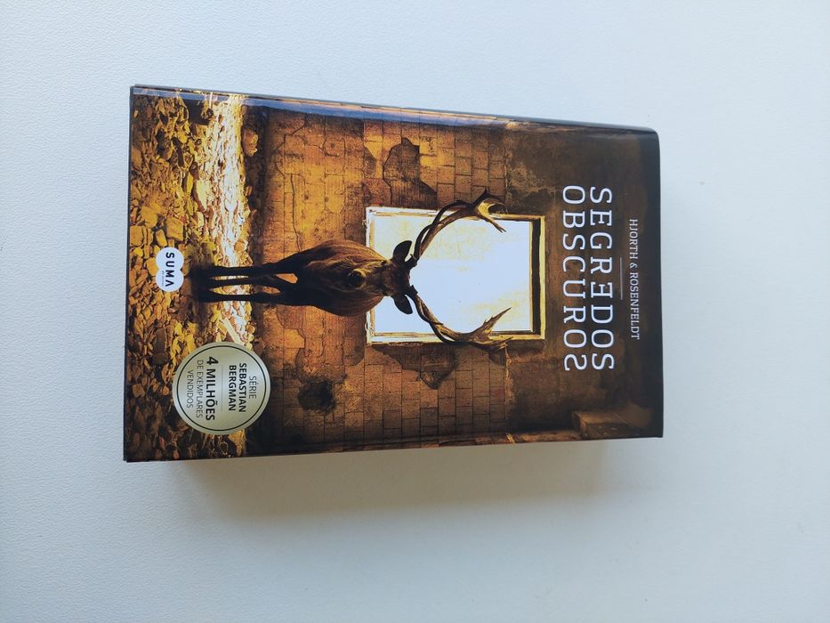 Livro Segredos Obscuros