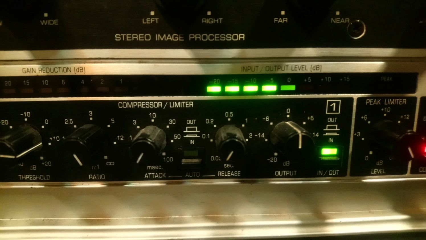 Behringer mdx 2100 composer kompresor limiter dźwięku studio studyjny