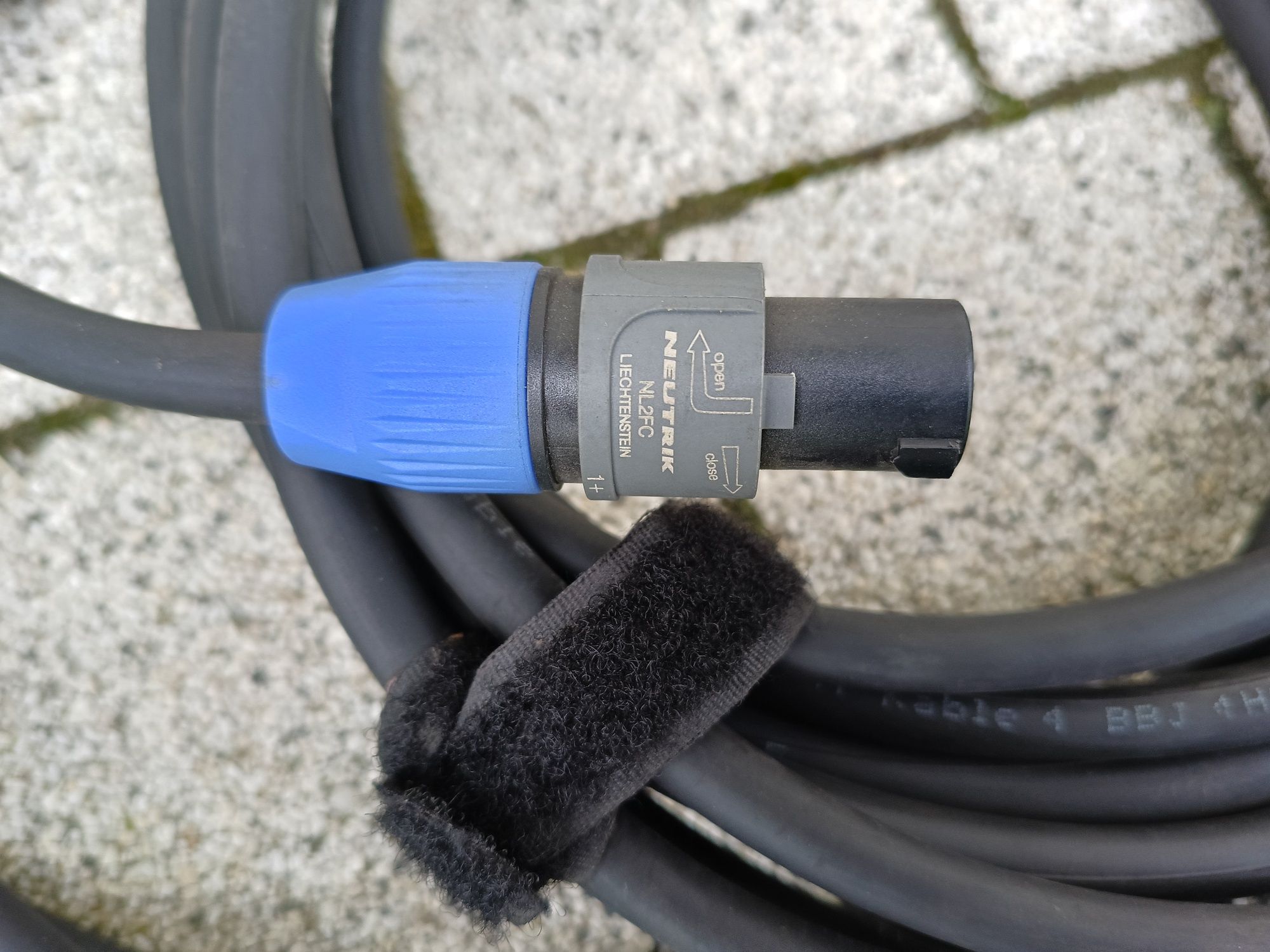 Kabel głośnikowy 2 sztuki Speakon-Speakon Neutrik  2x2,5mm2, 5 m.b.