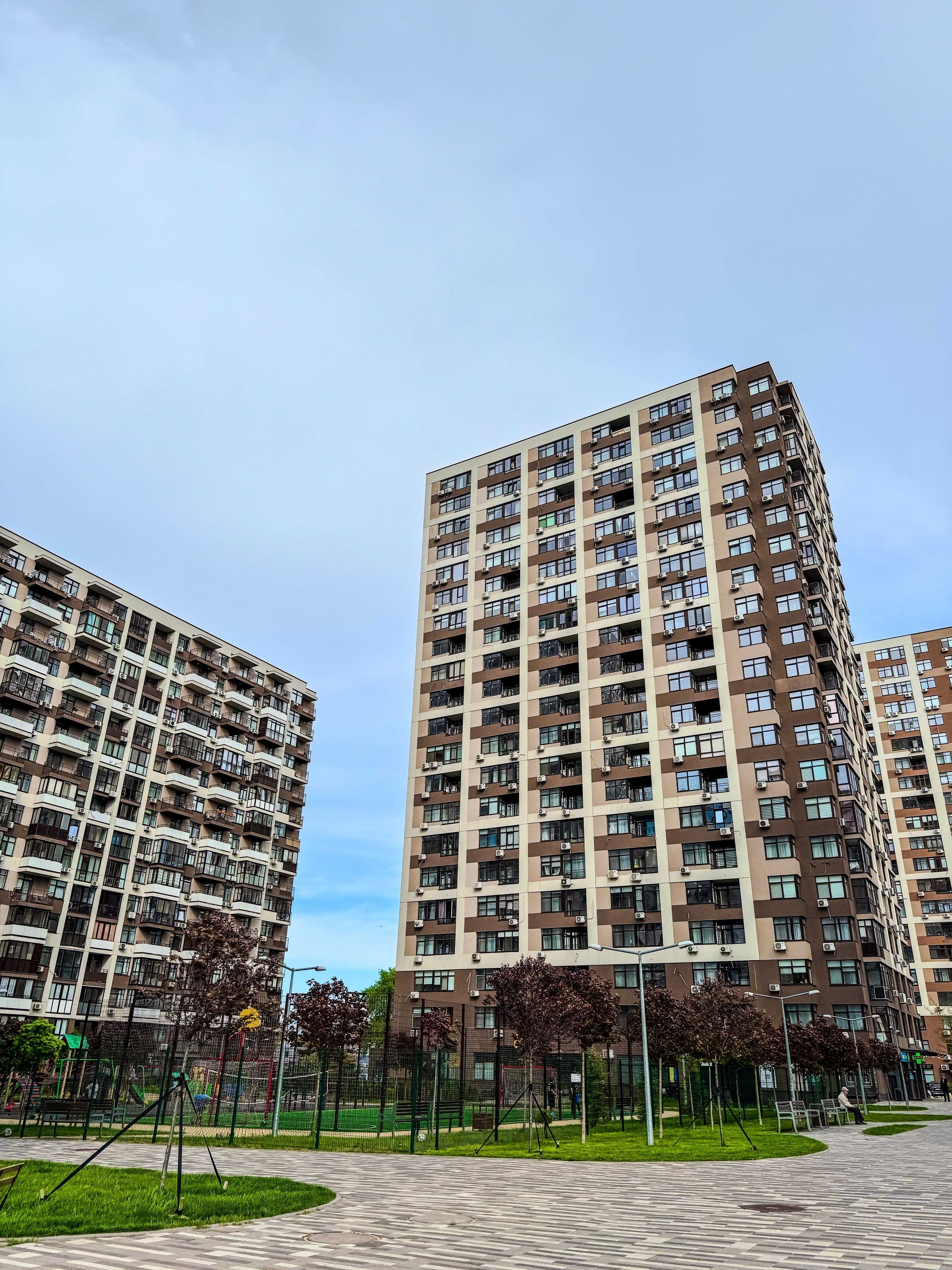 Продається 2к квартира 68.46 м2 ЖК Варшавський 2 Буд. 14.3, Виноградар