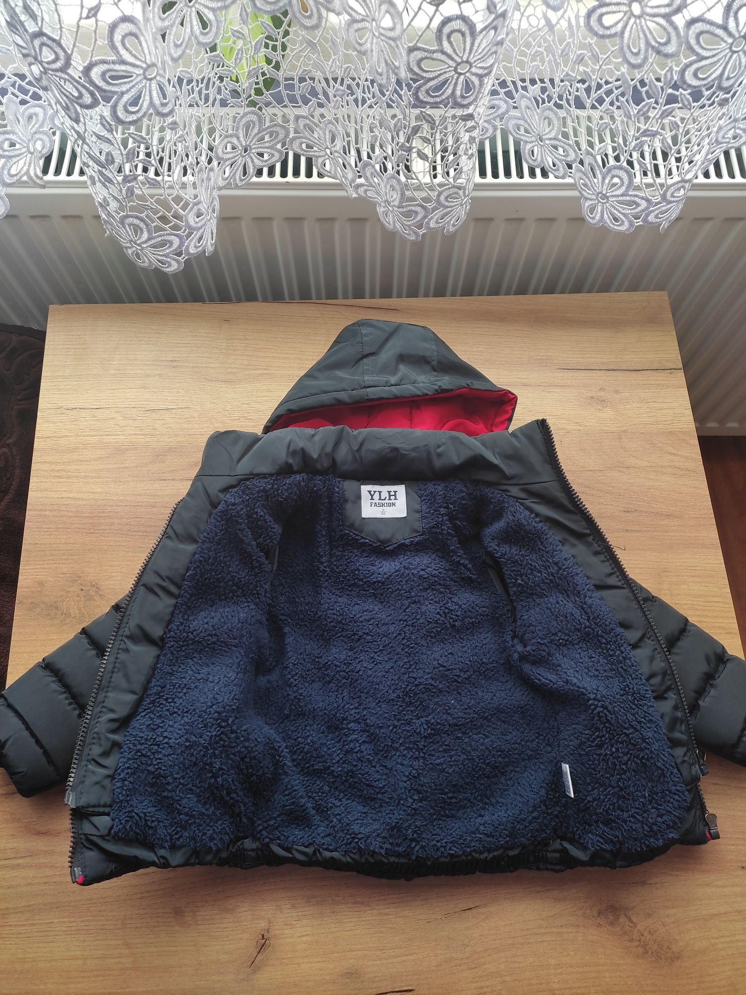 Kurtka zimowa i czapeczka r. 92