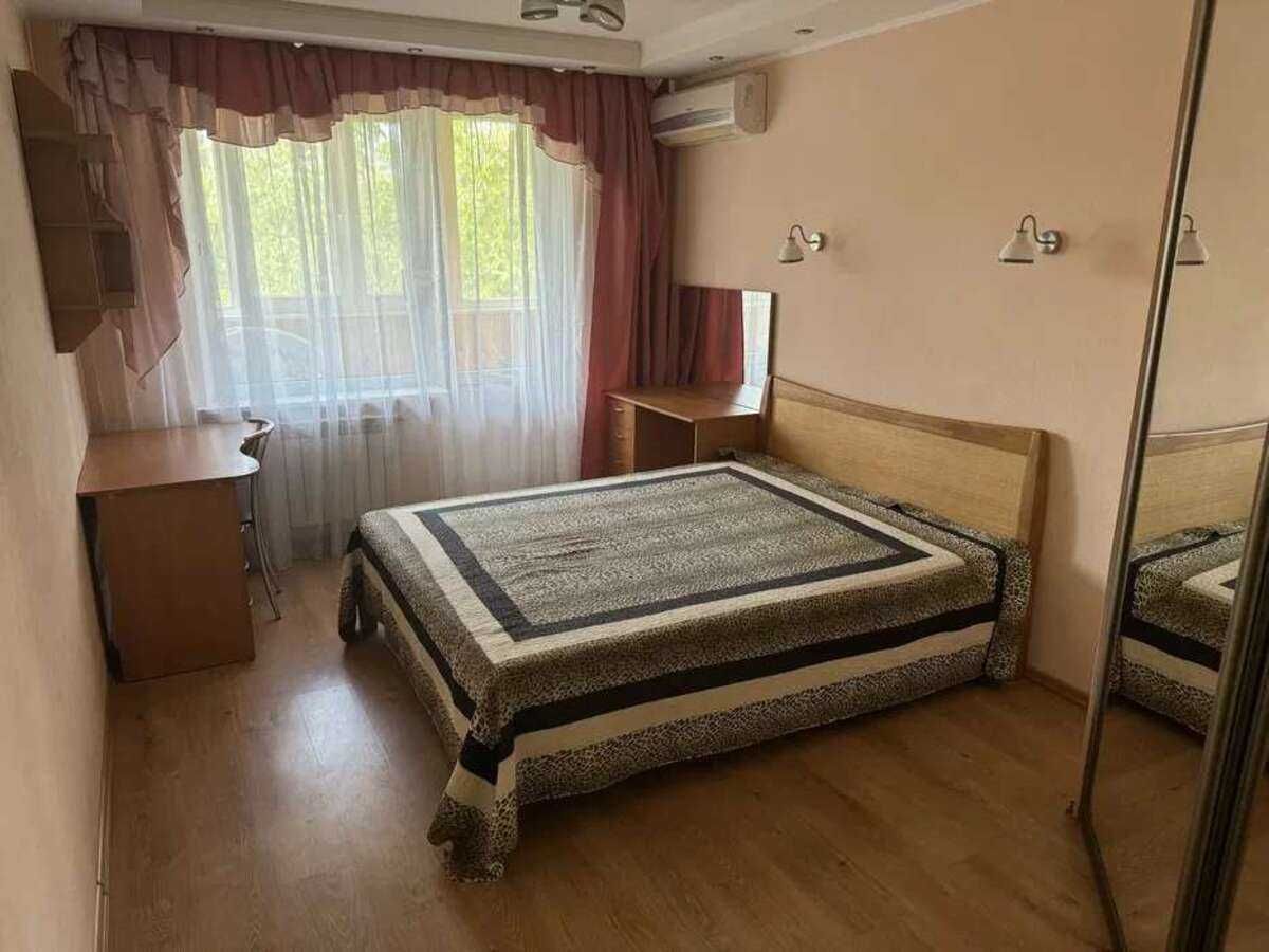 Продам 3х комнатную на Алексеевке с ремонтом. Гостиная+2 спальни. AN