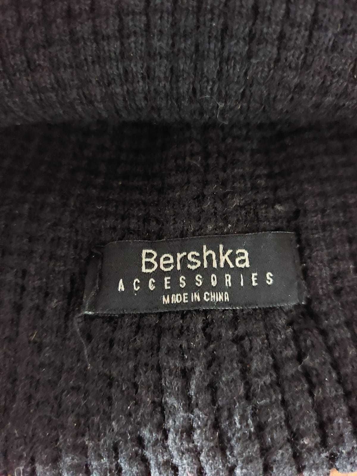 Gorro preto Bershka