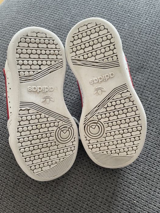 Adidas Continental numero 23