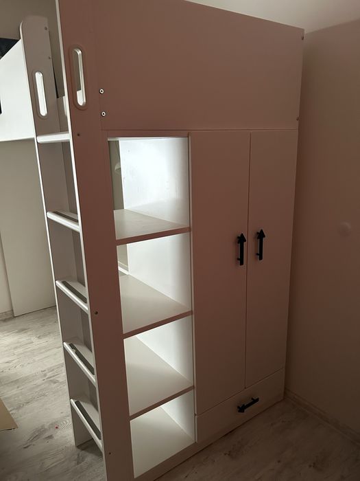 Łóżko na antresoli 90x200 z biurkiem. Ikea Smastand