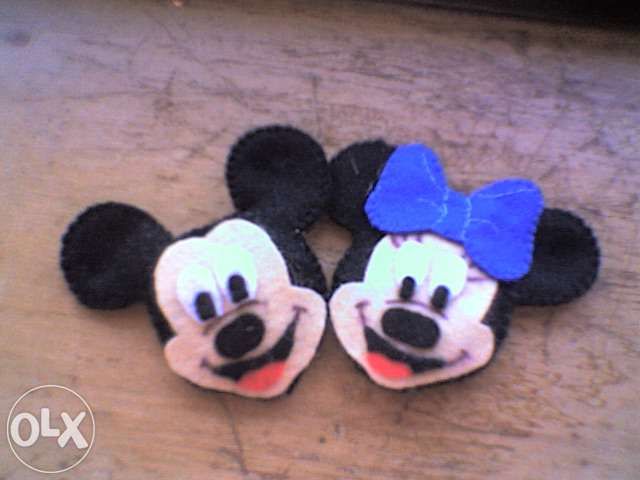 Mickey e Minnie pregadeiras