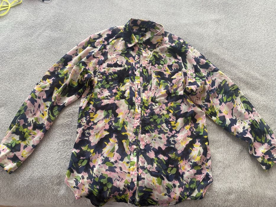 Блуза жіноча в гарному стані