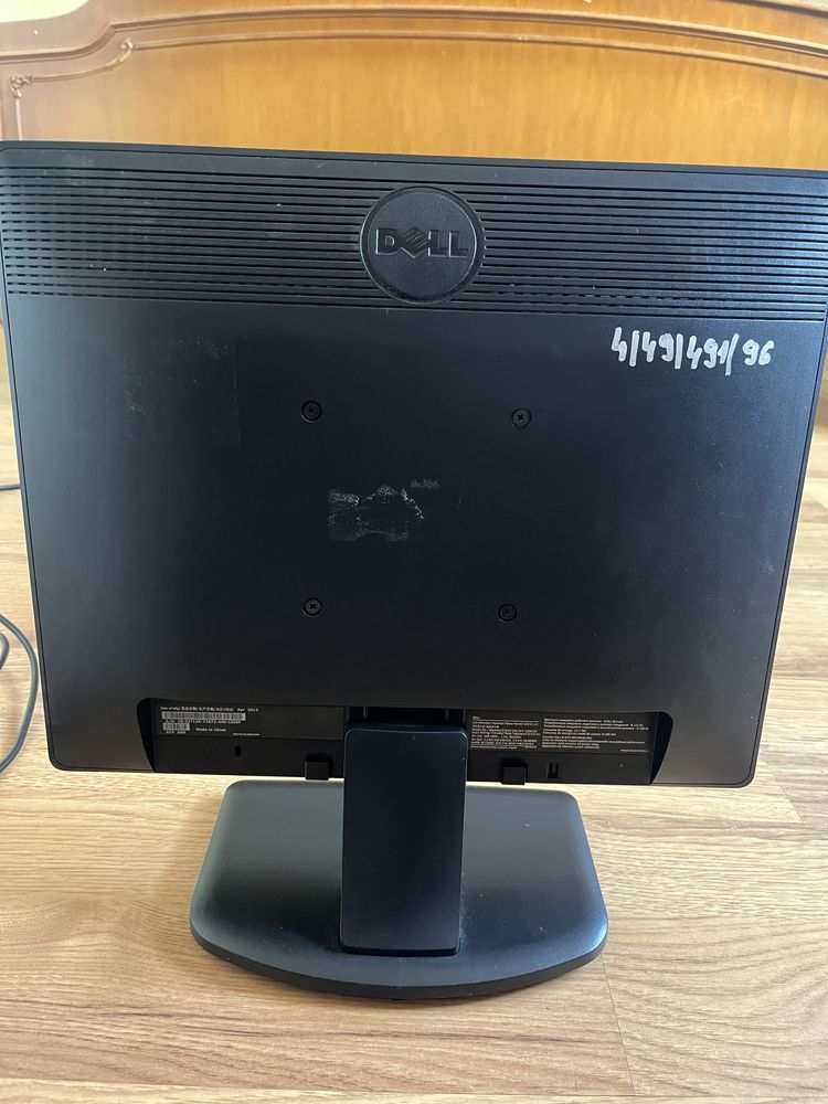 Monitor do komputera DELL lcd 19 E1913SF