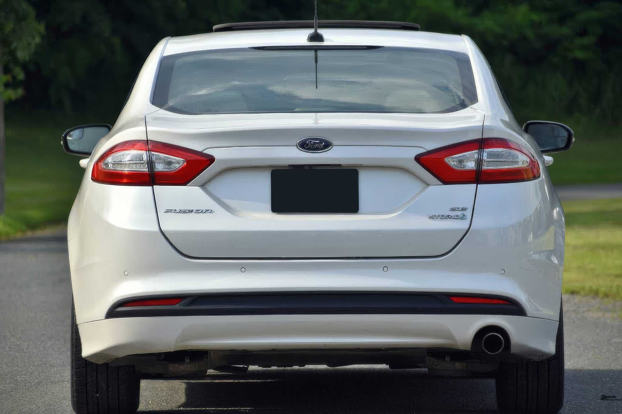 2014 Ford Fusion Hybrid SE