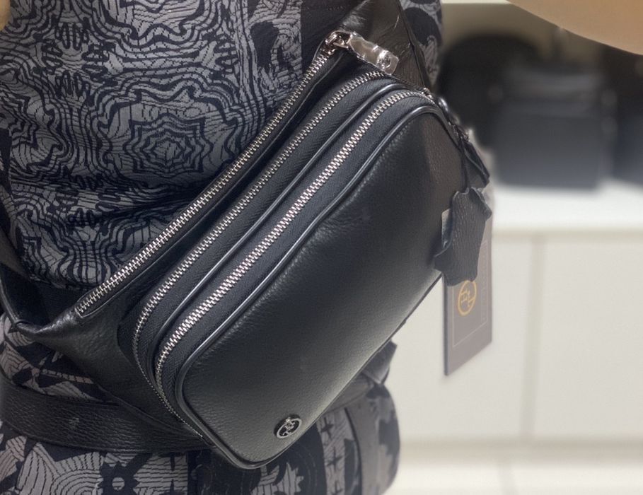 Поясная кожаная сумка HT Leather Мужская кожаная сумка Бананка