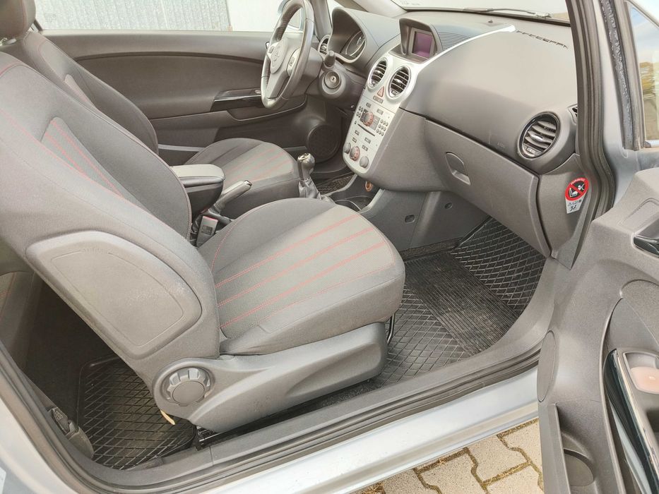 Opel Corsa D, klima, alufelgi, nowe tarcze i klocki, bez inwestycji