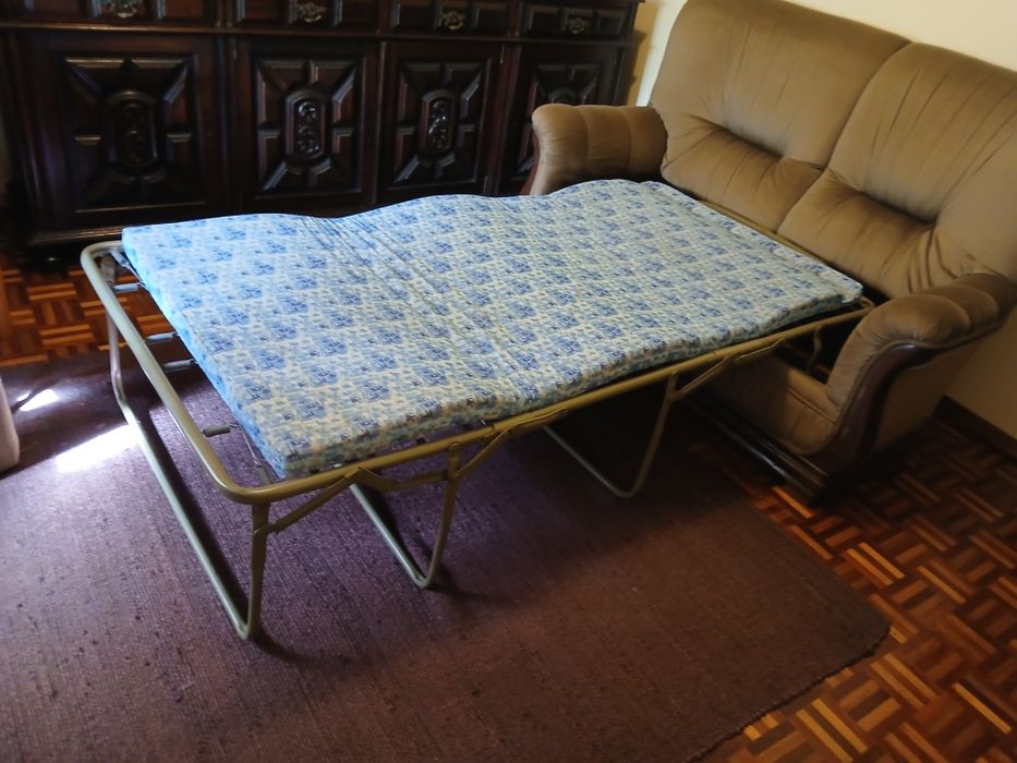 Sofá cama 2 lugares, como novo