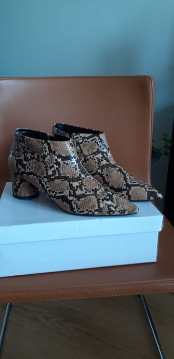 Botki Reserved roz.40