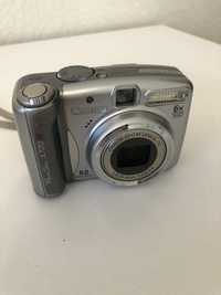 Canon PowerShot A720 is