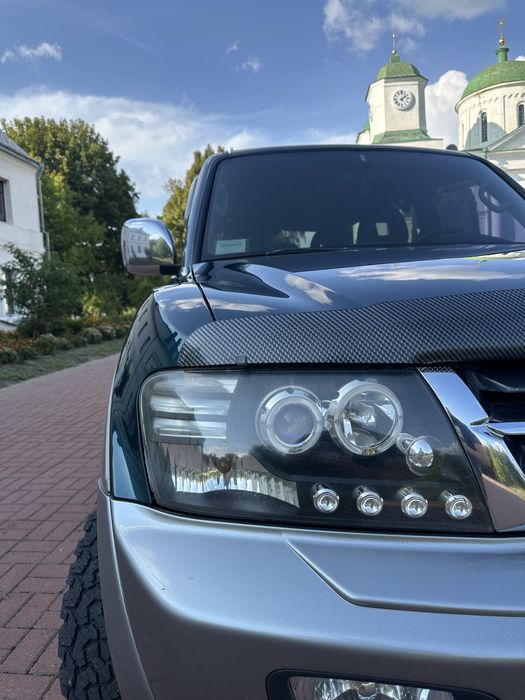 Mitsubishi Pajero Wagon