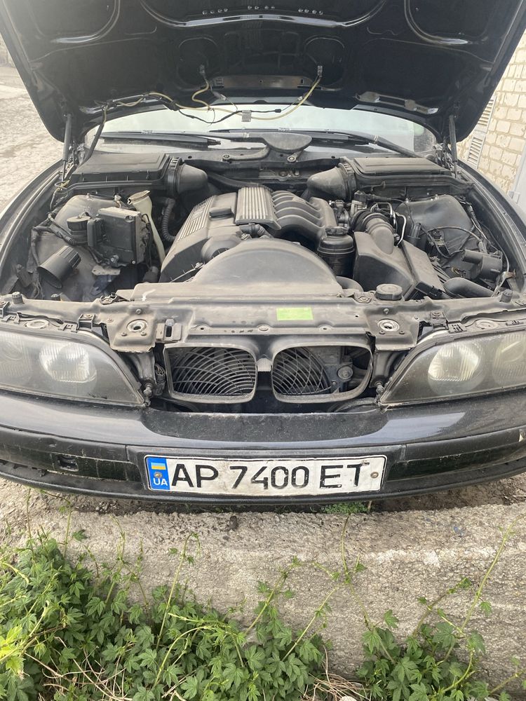 Продам BMW 520