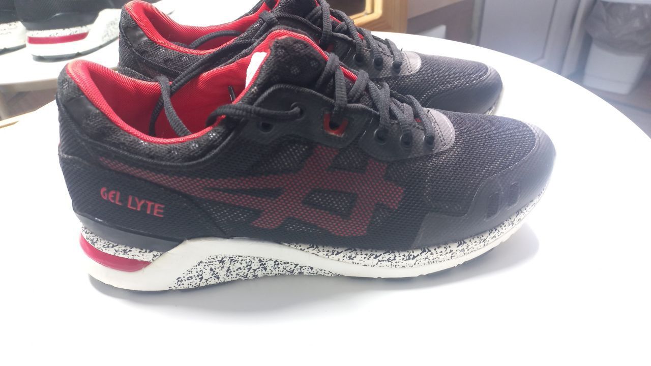 Кросівки  Asics  Gel 40р