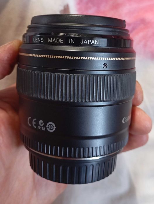 Canon EF 85mm f/1,8 USM Япония