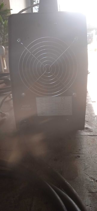 Aparelho de soldar inverter 200 Amp.