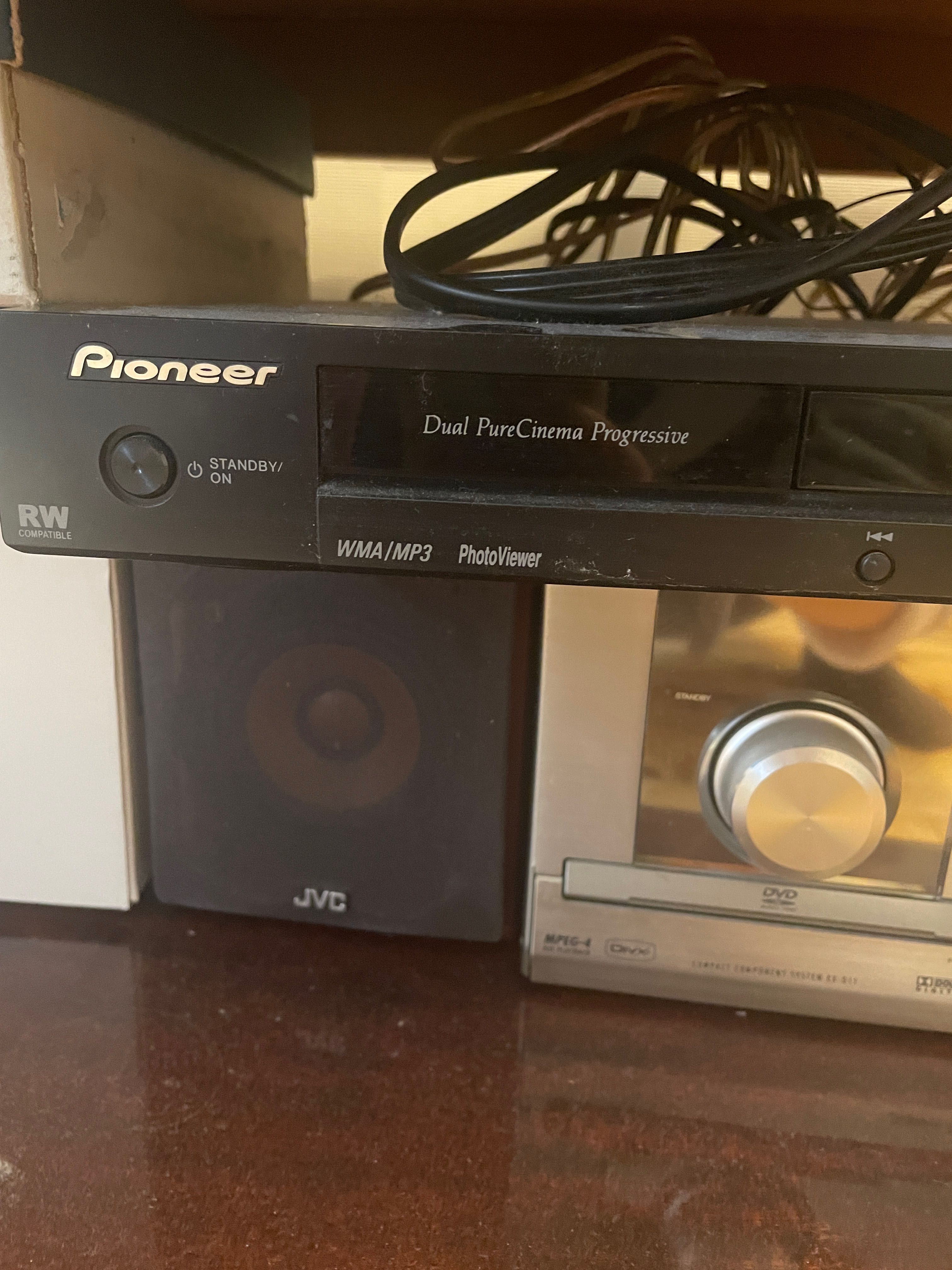 Pioneer DVD плеер DV-300