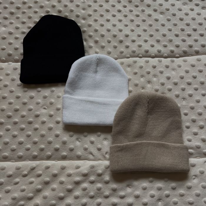 Шапка для дівчинки або хлопчика 1-3 роки біла, чорна, бежева
