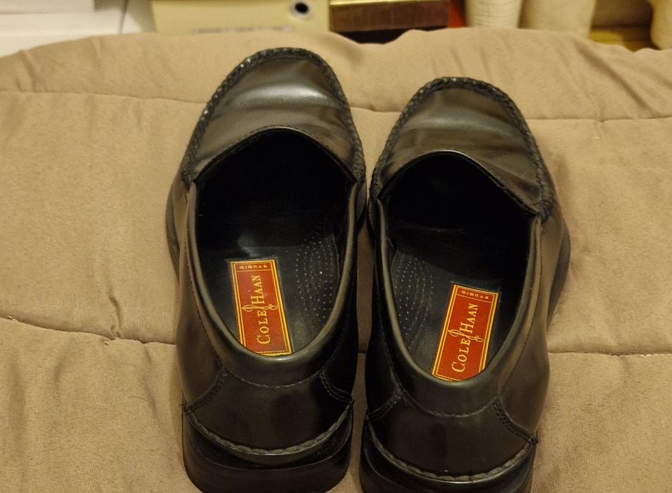 Sapatos de homem em côro tamanho 41