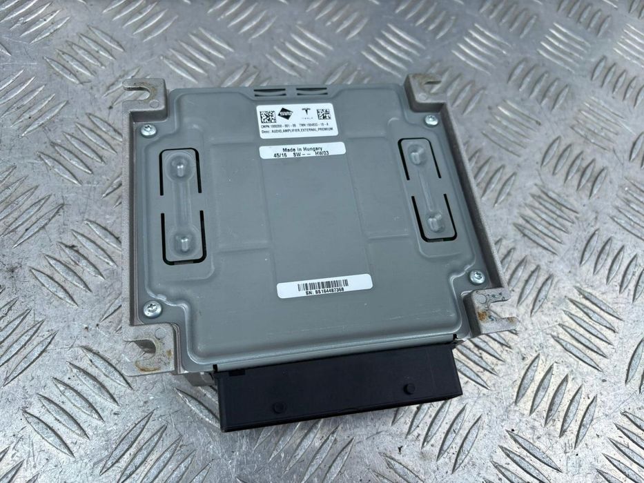 TESLA MODEL S LIFT WZMACNIACZ DŹWIĘKU MODUŁ 1000350