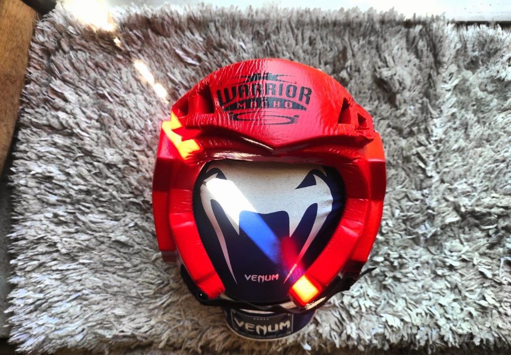 Шолом для єдиноборств ММА,Бокс,карате, Ушу-Саньда, Тайський бокс,