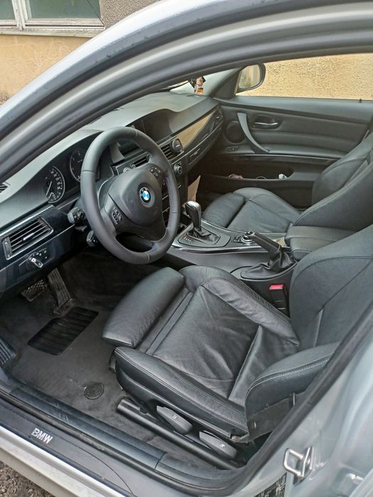 BMW E91 2012r 2.0d 220km