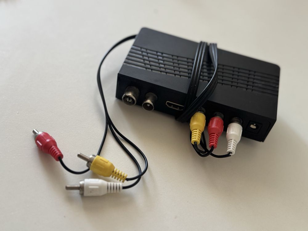 Тюнер приймач DVB-T2