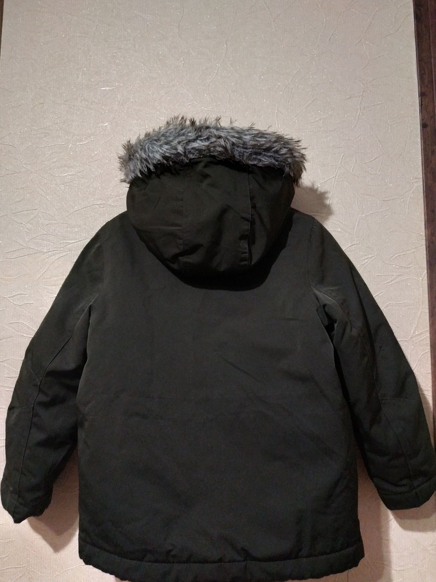 Демисезонная куртка бренда "TU". Размер 98-104.
