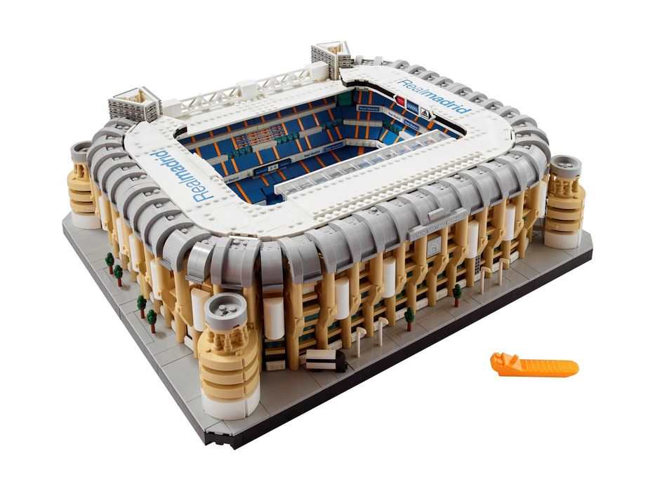 LEGO Creator Expert 10299 - Stadion Realu Madryt - Santiago Bernabéu