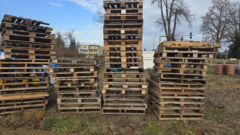 Palety różne cale niepołamane ,transport