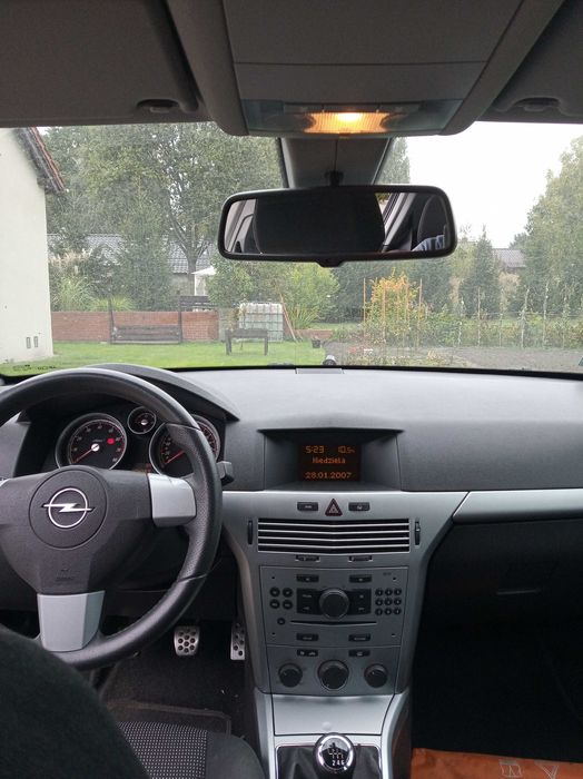 Opel Astra h  polift 250KM 380Nm uszkodzony silnik