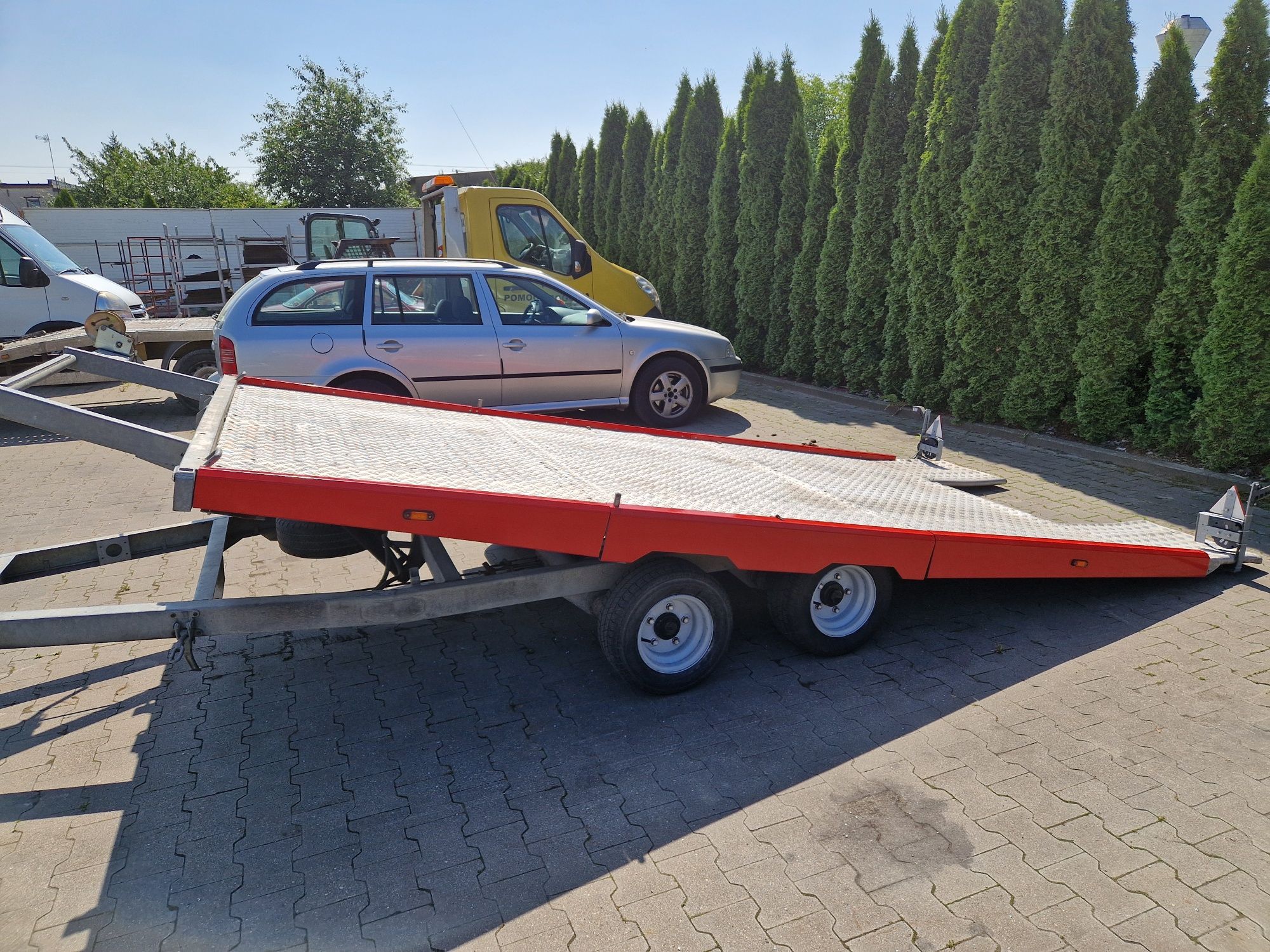 WYNAJEM, BUS Blaszak, oraz Auto laweta, do wynajęcia
