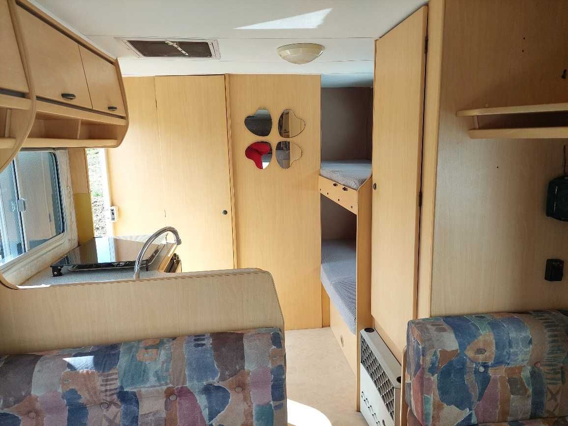 Vendo autocaravana Ford Challenger