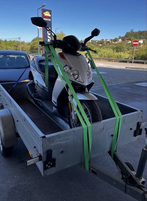 Serviço Reboque Transportes motas