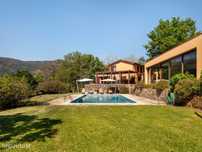 Casa na Albufeira da Caniçada, Gerês