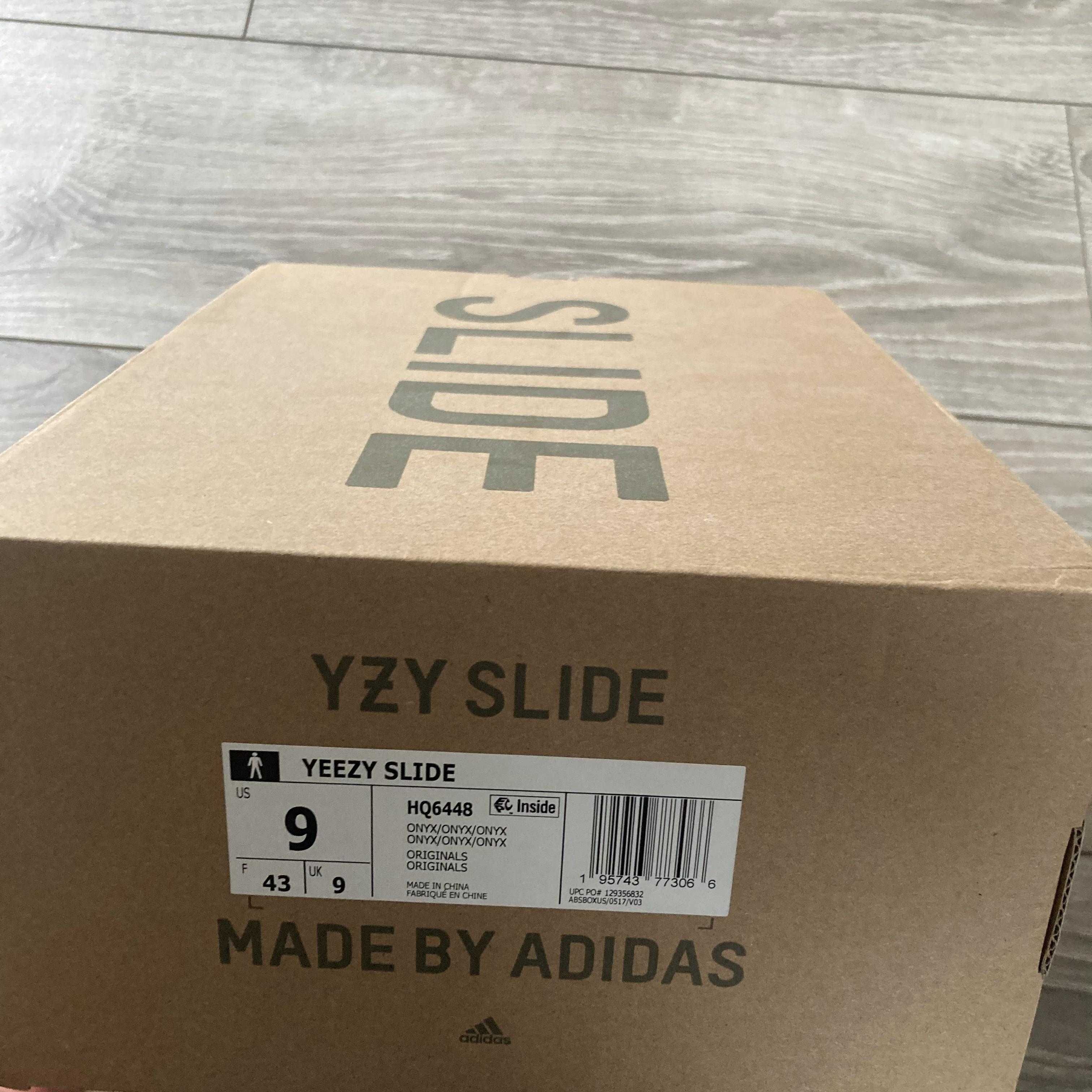 Yeezy Slide Onyx 43